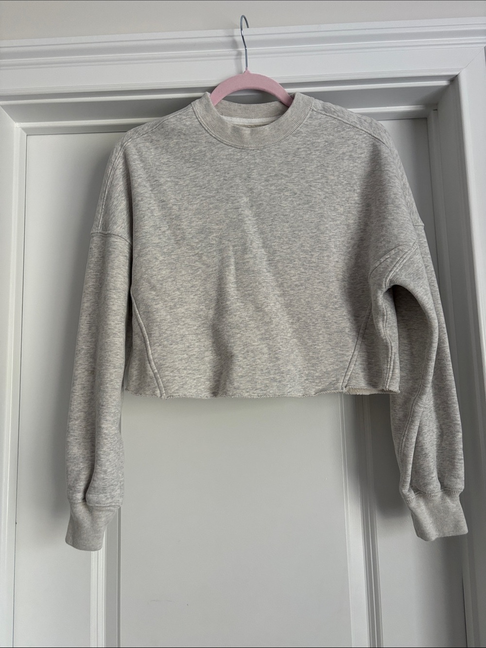 Abercrombie & Fitch Cropped Crewneck Sweatshirt in Heather Gray